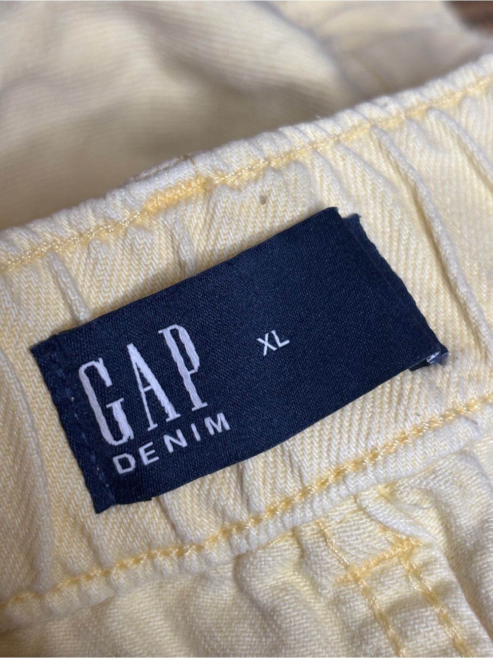 GAP Denim UltraSoft Denim Shorts Vanilla Pudding Yellow XL Cotton Lyocell Casual - Picture 4 of 6